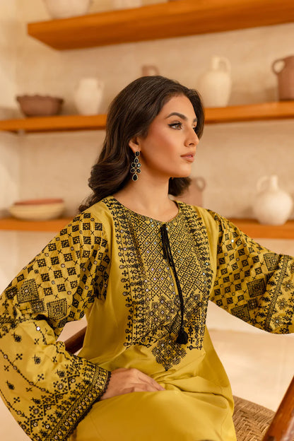 RARE-2PC SEQUIN LAWN EMBROIDERED SHIRT WITH SEQUIN LAWN EMBROIDERED TROUSER-3480