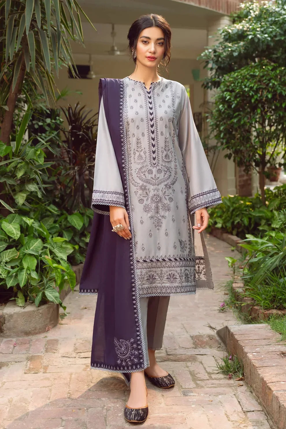 RARE - 3PC DHANAK EMBROIDERED SHIRT WITH BAMBER CHIFFON EMBROIDERD DUPATTA-3143