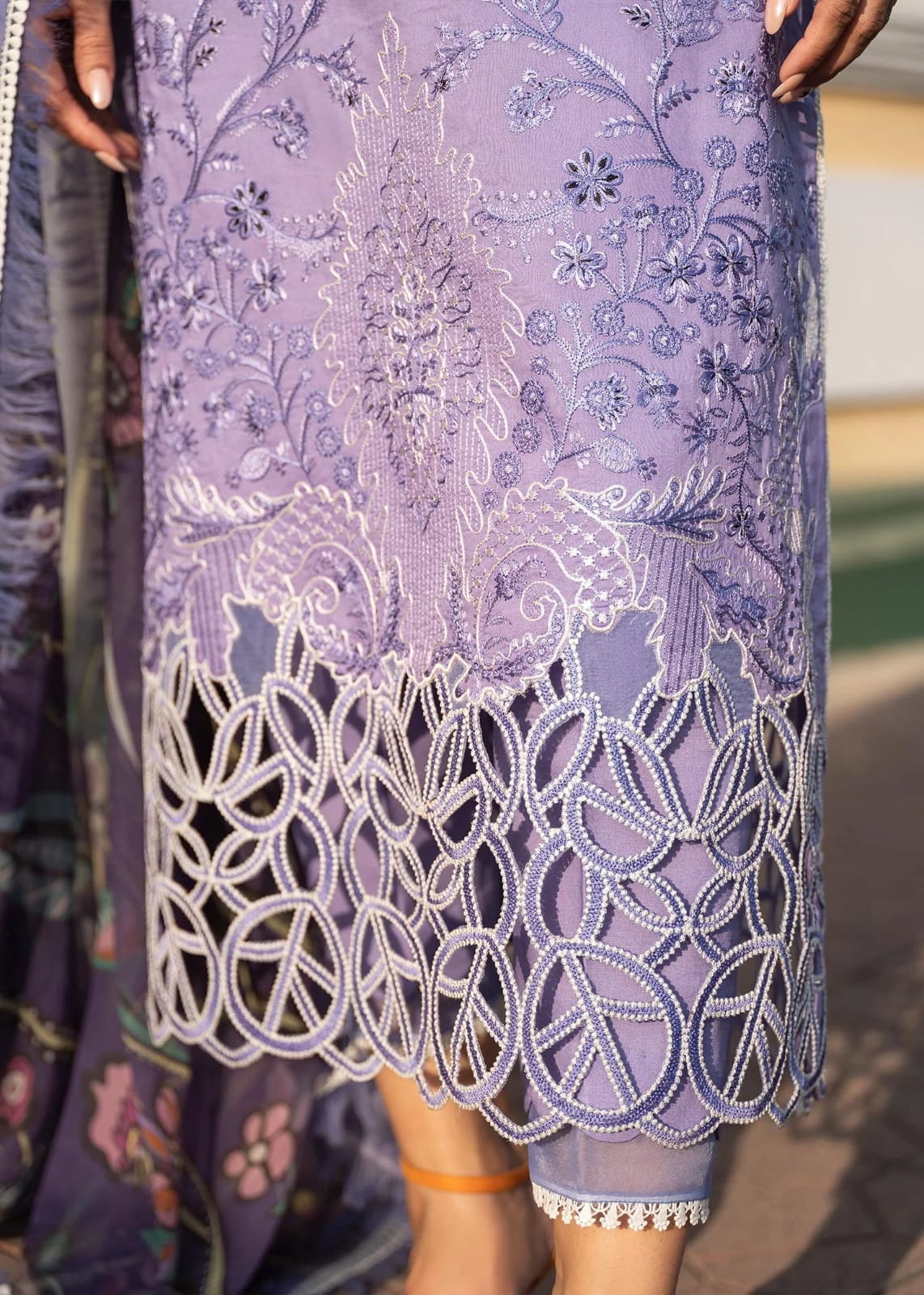 RARE-3PC LAWN EMBROIDERED SHIRT WITH MONARK PRINTED DUPATTA & TROUSER-3551