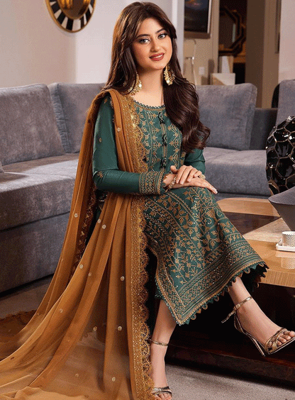 RARE-3PC LAWN EMBROIDERED WITH BAMBER CHIFFON EMBROIDERED DUPATTA-3585