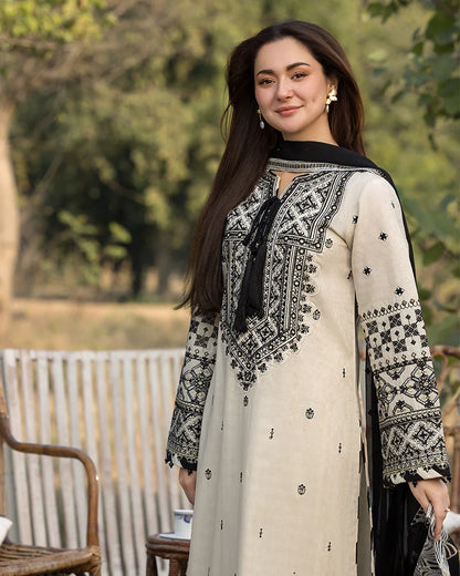 RARE-3PC LAWN EMBROIDERED SHIRT WITH CHIFFON EMBROIDERED DUPATTA AND TROUSER-3757