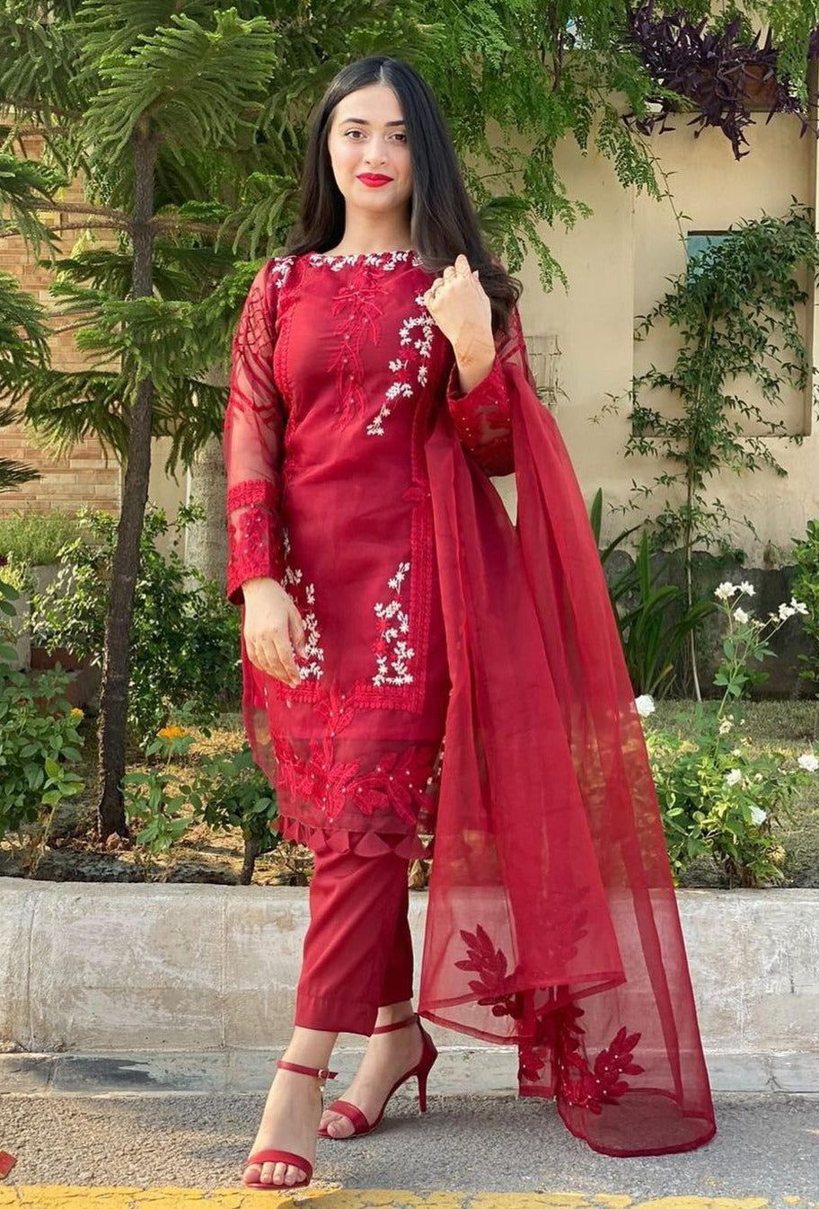 RARE- ORGANZA HEAVY EMBROIDERED SHIRT WITH ORGANZA EMBROIDERED DUPATTA AND LAWN INNER -RED