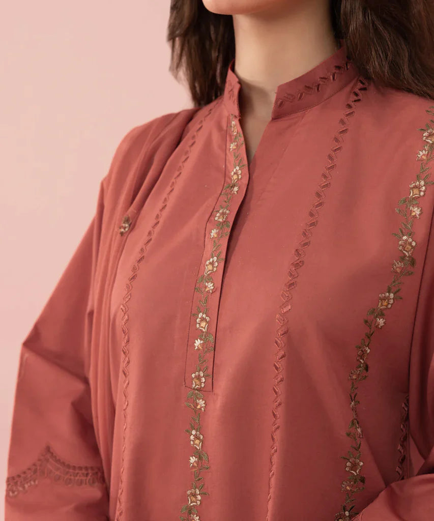 RARE -3PC LAWN EMBROIDERED SHIRT WITH BAMBER CHIFFON EMBROIDERED DUPATTA-3542